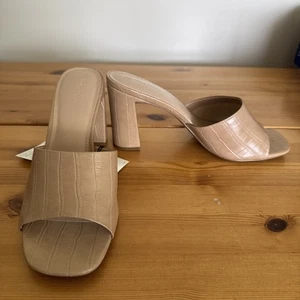 Mules donna tacco a blocco beige croc goffrato taglia 10, tacco 3” punta quadrata slip on - Foto 1 di 6