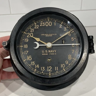 Reloj Chelsea Clock Co de Colección Segunda Guerra Mundial Marina de los Estados Unidos Reloj de Barco con Dial de 24 Horas/Mvt Para Reparación Foto 1 de 4
