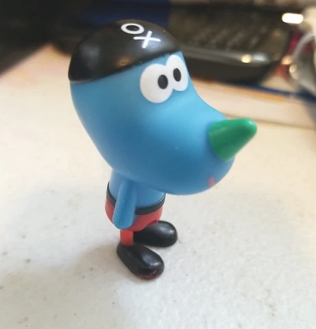 Hey Duggee Figure Tag as the Pirate Toy pvc rhinoceros cartoon action figure Cover
