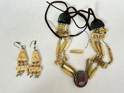 Gargantilla de hueso con pendientes a juego collar B10 necesita reparación hermosa piedra central Foto 1 de 4