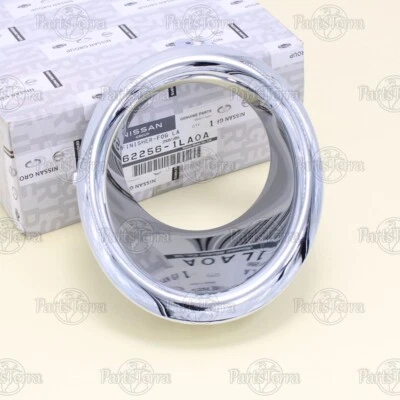 62256-1LA0A New OEM Genuine Nissan Infiniti QX56 QX80 RH Fog Light Chrome Bezel Foto 1 de 4