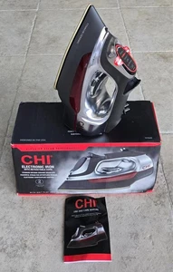 CHI Elektronisches Kleiderbügeleisen Titan-infundierte Keramik mit einziehbarer Schnur 1700 W - Bild 1 von 12