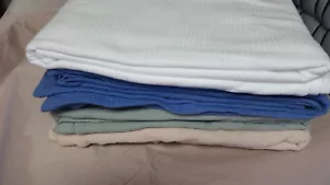 HOSPITAL THERMAL /TIWN BED SPREAD BLANKET 74x100 in. 1ea. - Picture 1 of 10