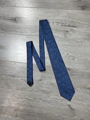 Corbata de seda rara Gucci estampada azul con patrón floral Foto 1 de 4