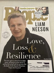 People Magazin, 4. November 2024, Liam Neeson, Love, Lost & Resilience - Bild 1 von 2