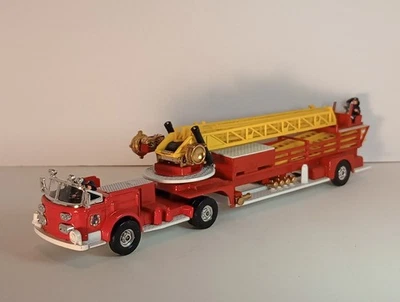 Vtg. 1973 Corgi Major Toys #1143 American La France Aerial Rescue Truck  1:50... - Image 1 of 4