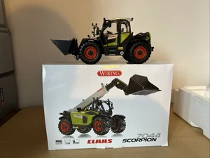 WIKING 1/32 SCALE CLAAS SCORPION 7044 - Picture 1 of 13