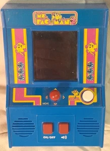 Ms.Pac-Man Handheld Retro Mini Arcade Game 2018 Bandai Namco Basic Fun #09614 - Bild 1 von 5