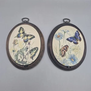 Vintage Set of 2 RETRO MCM Oval Framed Floral Butterfly Plaques Wall Hanging - Picture 1 of 3