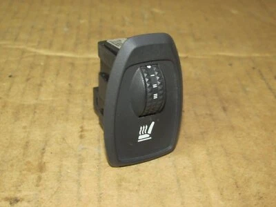 Renault Megane 3 Schalter Regler Sitzheizung Sitz vorne links  - Bild 1 von 4