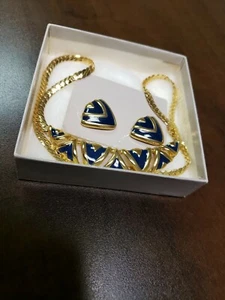 Avon 1987 17" Abstract Style Necklace Blue and Gold tone enamel with earrings - Picture 1 of 8