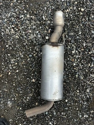 Silenciador escape trasero izquierdo mini cooper clubman jcw 18308608937 08-14 r55 Foto 1 de 4