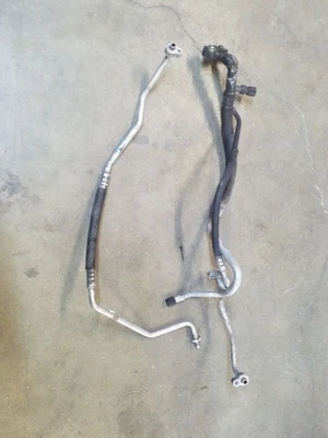 6.0L AC Hoses / Lines | Fits 05 06 07 Ford F250 F350 F450 F550 - Image 1 of 4