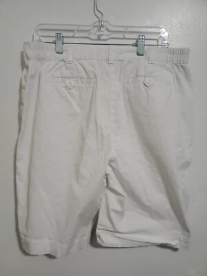 Karen Scott White Cotton Shorts. Size 16 - Image 1 of 4