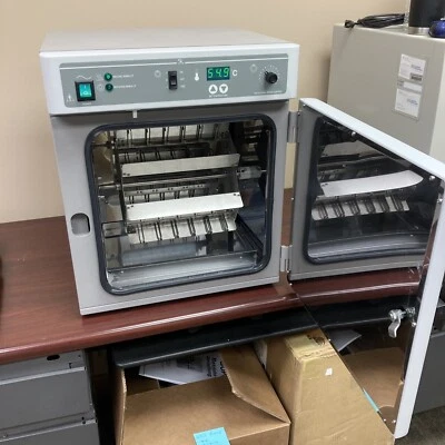 Horno de hibridación Sheldon Lab VWR 1012AG con carrusel, #38704 Foto 1 de 4