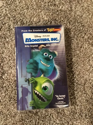 Monsters, Inc. (VHS, 2002) Disney Pixar Blue Cassette Tape Tested Works VG+ VTG Foto 1 de 3