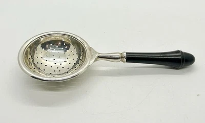 "Colador de té/infusor vintage plateado mango negro 63/8"" hoja suelta" Foto 1 de 4