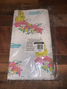 VTG Contempo 1990’s Disney Snow White Party Table Cloth - Picture 1 of 3