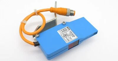 SICK WTR2-P521S04 Reflexions-Lichttaster 1019215 Photoelectric Sensor 700mm PNP - Bild 1 von 4