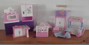 Bambole vintage anni 90 4" Lil Kidz casa delle bambole cucina camera da letto pizzeria gelateria - Foto 1 di 17