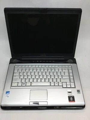 Toshiba Satellite A205-S4587 15" Laptop Intel Core 2 Duo-BLACK SCREEN -MZ - Image 1 of 4