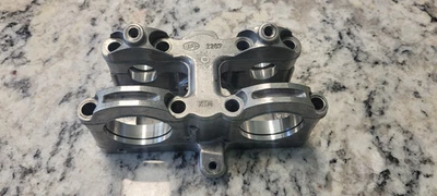 KTM 250SXF 2006 OEM árbol de levas eje de leva puente soporte conjunto 250 SXF SX F Foto 1 de 4