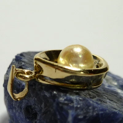 Petit Pendentif Or 333/8 K.Pendentif en Or Avec - Photo 1/4