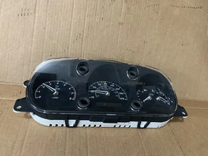 2004 2005 2006 2007 Jaguar XJ8 Speedometer Instrument Gauge Cluster - Picture 1 of 10