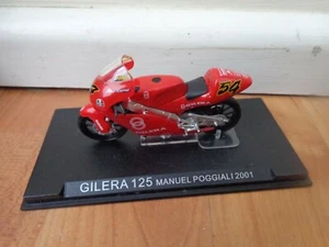 1/24 DEAGOSTINI IXO - CHAMPION RACING BIKES - GILERA 125 MANUEL POGGIALI 2001 - Picture 1 of 1