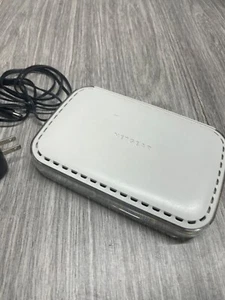 Netgear Prosafe 8 port switch - Picture 1 of 8