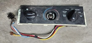 94 - 98 Mustang Heater HVAC Control Select Fan Speed Housing Cable Switches GT - Picture 1 of 4