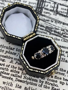 Art-Deco 1.00ct Midnight Blue Sapphire & Diamond Half-Hoop Ring in 9K Rose Gold - Bild 1 von 4