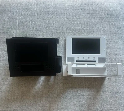 Intec 7" Gamer's Screen for Nintendo Wii video game portable tv with Sleeve - Image 1 of 4