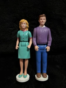TYCO Talking Family Dollhouse MOM & DAD 6” Doll Figures Vintage - Picture 1 of 8