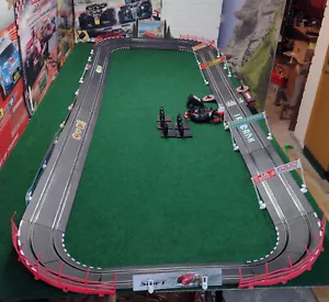 Carrera GO Hochgeschwindigkeits racing strecke mit 3 neuen Autos + Zugabe - Bild 1 von 8