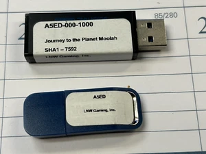 JOURNEY TO PLANET MOOLAH SG Scientific Games L&W A5ED SOFTWARE WITH DONGLE - Picture 1 of 1