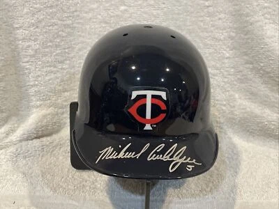 BEAUTIFUL Michael Cuddyer AUTO'D Riddell Mini Helmet, Minnesota Twins, MINT! - Image 1 of 4