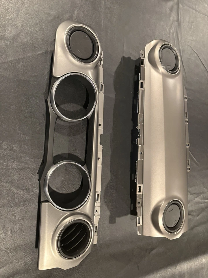 18-23 Jeep Wrangler Driver and Passenger dash trim (Gray) - Image 1 of 4