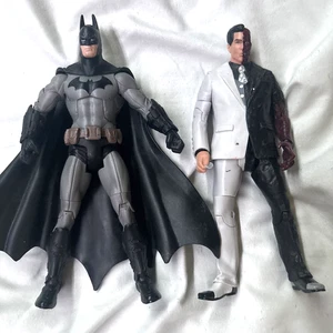 DC Legacy Edition Arkham City Batman e due facce figure confezione da 2 Mattel - Foto 1 di 2