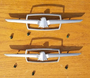 Emblems Sail Panel 65 1965 Thunderbird Ford T Bird Parting 1964-66 - Picture 1 of 24