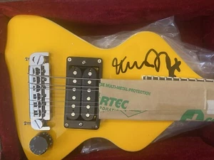 Michael J Fox Signed Chiquita Electric Guitar Official Pix New Proof Photo - Picture 1 of 6