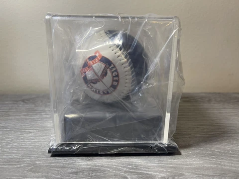 Tiger Stadium 1912-199 Detroit Tiger's Souvenir Baseball Still Sealed Cover