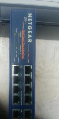 NETGEAR DS524 24-Port 10/100 Mbps Dual Speed Stackable Hub  - Image 1 of 3