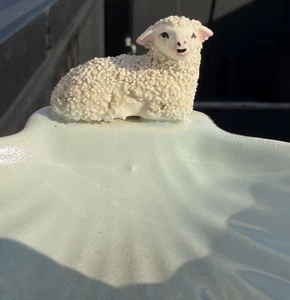 Antique Victorian PIN DISH 3.5” Staffordshire Porcelain Sheep Lamb Confetti Coat - Picture 1 of 6