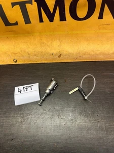 RENAULT CLIO MK4 DOOR LOCK AND KEY - Picture 1 of 2