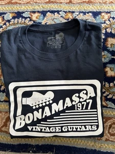 Joe Bonamassa 1977 Vintage Guitars Guitar Player Blues Rock T Shirt Large New - Picture 1 of 3