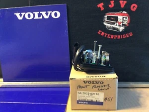 2022-02110 VOLVO NEW GENUINE OEM FLASHER SIDE LAMP No Lens! - Picture 1 of 1