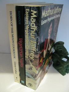 VEGETARIAN COOKBOOK Lot of 3 Eastern Vegetarian Madhur Jaffrey Horn of the Moon - Picture 1 of 5
