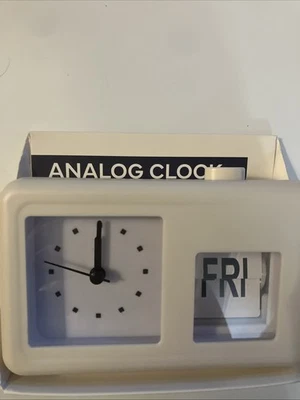 Vivitar Analog Clock White with Day Changer - Image 1 of 3