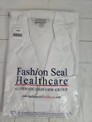 Fashion Seal Healthcare Superior Uniform Group White Lab Coat Size M - Image 1 of 4